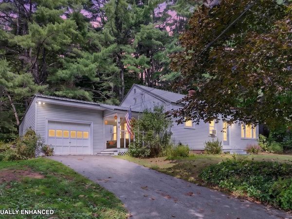 3 Hillside Avenue, Winthrop, ME 04364