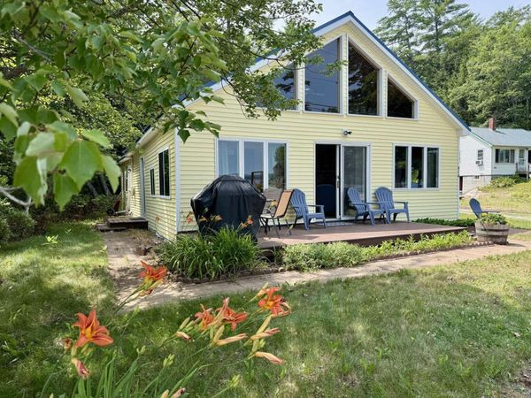 676 S High Street, Bridgton, ME 04009
