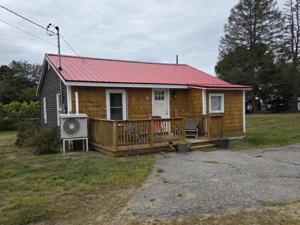 8 Johns Street , Dixfield, ME 04224