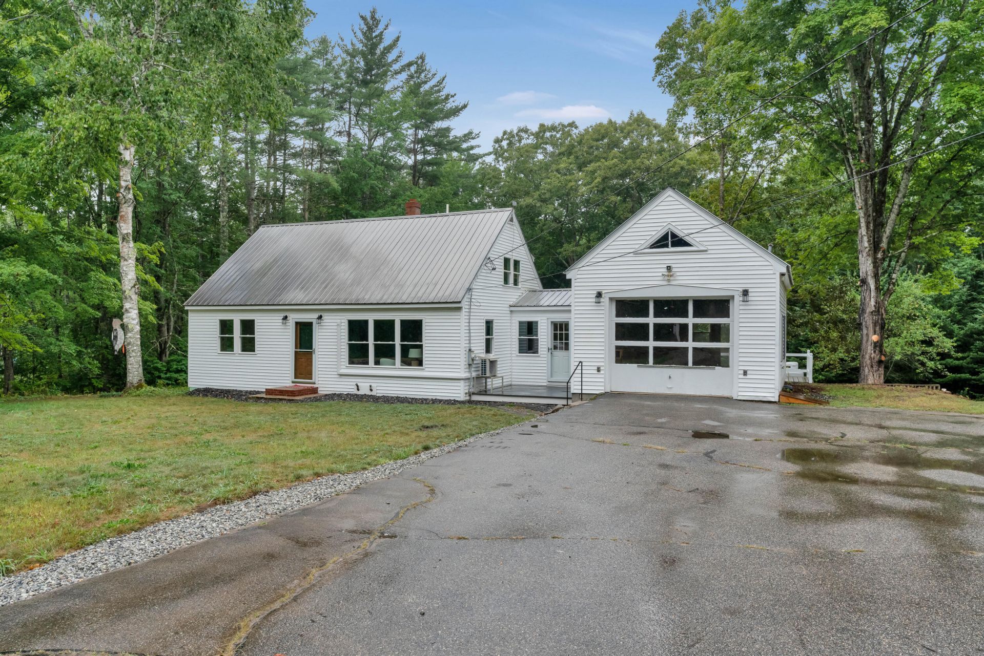 329 Roberts Ridge Road, Waterboro, ME 04030 Main Photo