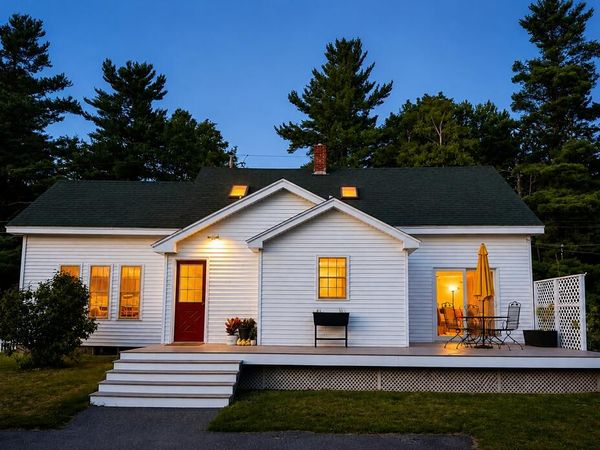 251 Hampden Road , Carmel, ME 04419