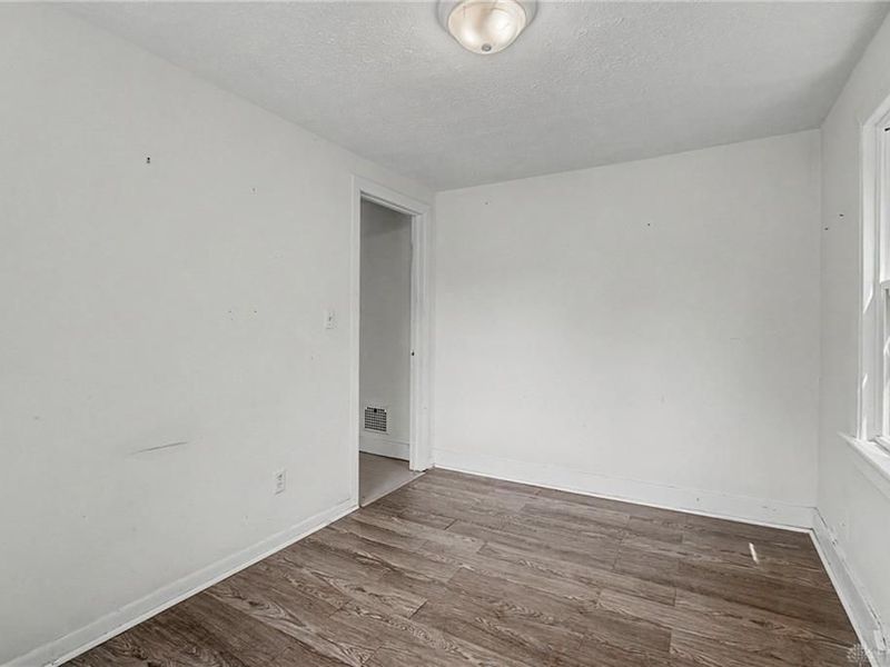 1959 Gondert Avenue, Dayton, OH 45403 Photo 12