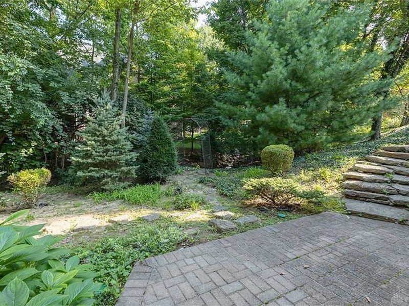 15 Aspen Woods Drive, Springboro, OH 45066 Photo 8