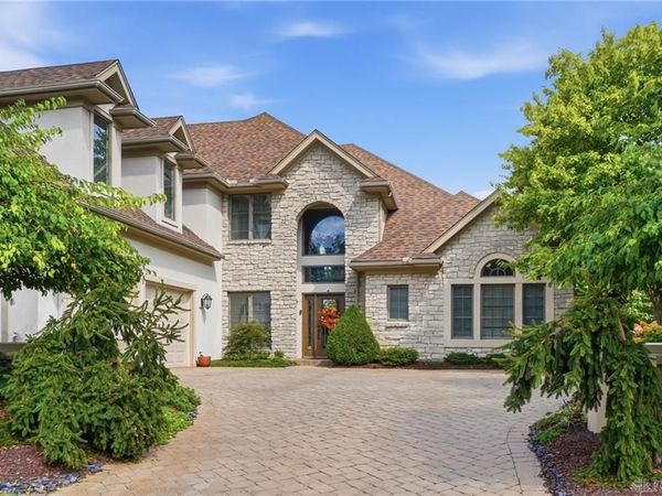 5656 Stone Lake Drive, Dayton, OH 45429