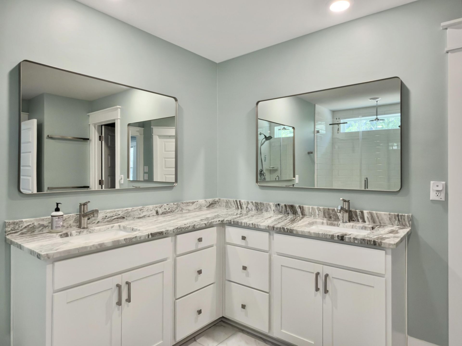 2322 Lenwick Hall Lane Photo 36