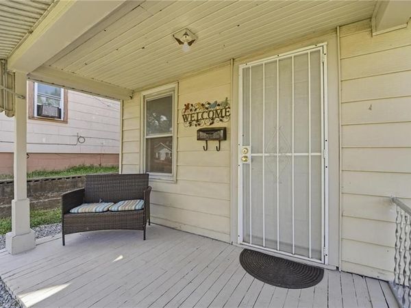 8725 E Smart Avenue, Independence, MO 64053
