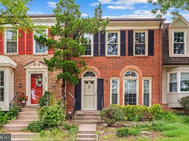 5828 APSLEY HOUSE COURT, ALEXANDRIA, VA 22310