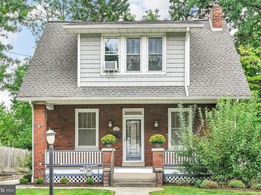 1814 HIGH STREET , CAMP HILL, PA 17011