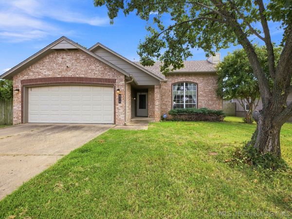 474 E 142nd Place , Glenpool, OK 74033