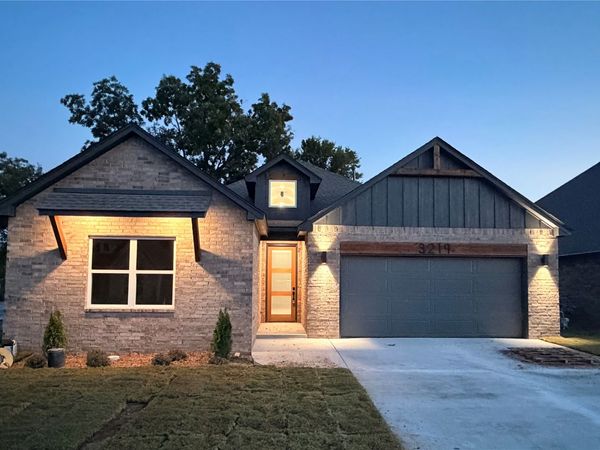 3219 Boardwalk Court, Bartlesville, OK 74006