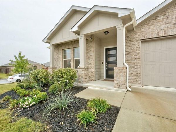 15400 Summer Ray DR, Del Valle, TX 78617