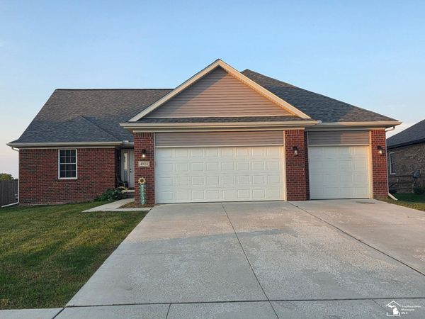 4924 Skylark Drive, Monroe, MI 48161