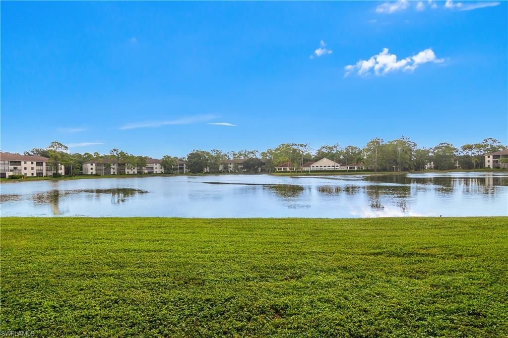 5708 Deauville Cir, Unit J102, Naples, FL 34112 Photo