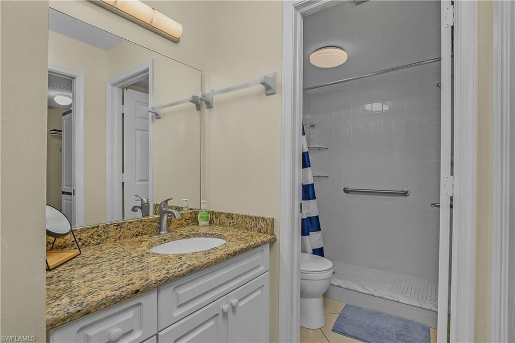 5708 Deauville Cir, Unit J102, Naples, FL 34112 Photo
