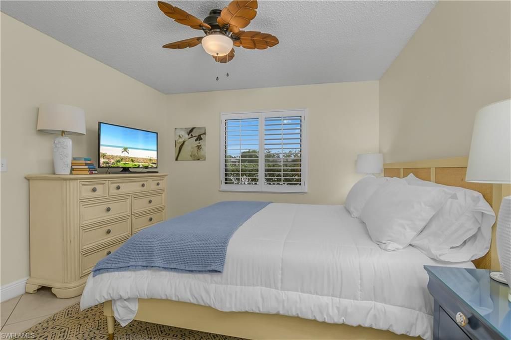 5708 Deauville Cir, Unit J102, Naples, FL 34112 Photo