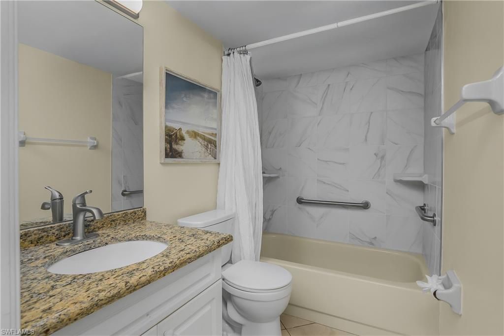 5708 Deauville Cir, Unit J102, Naples, FL 34112 Photo