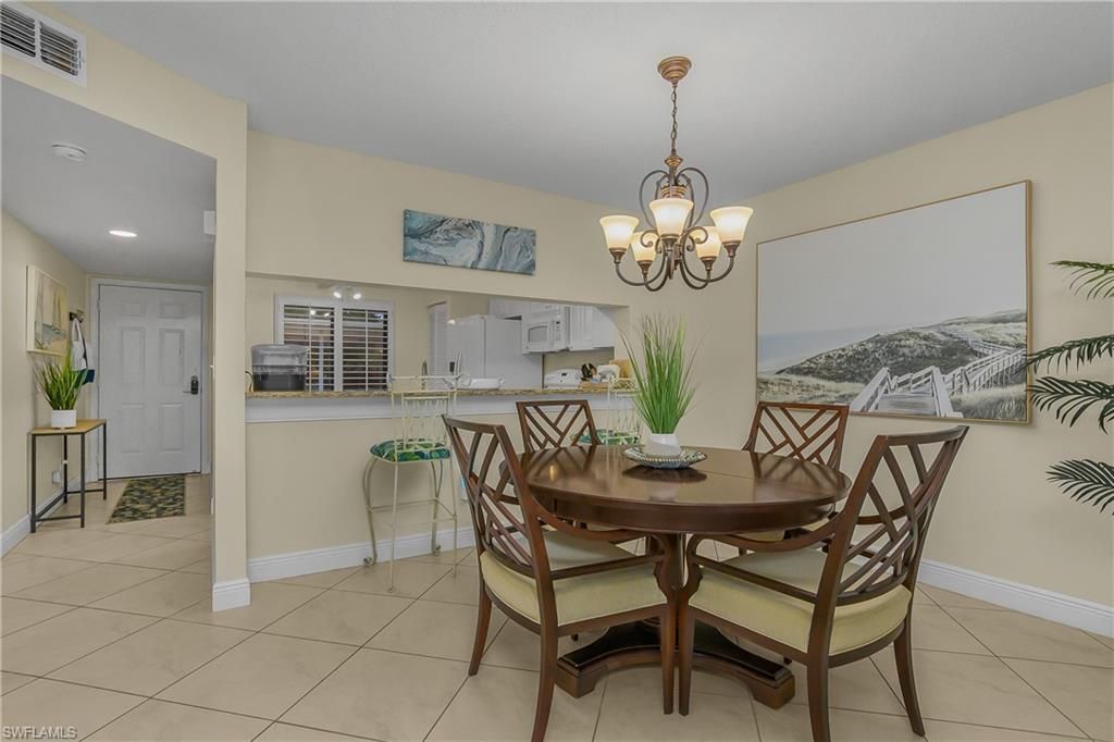 5708 Deauville Cir, Unit J102, Naples, FL 34112 Photo