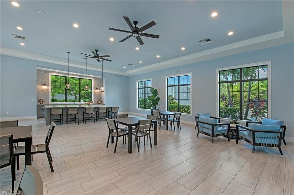 2555 Seychelles Dr , Unit 407, Naples, FL 34112 Photo