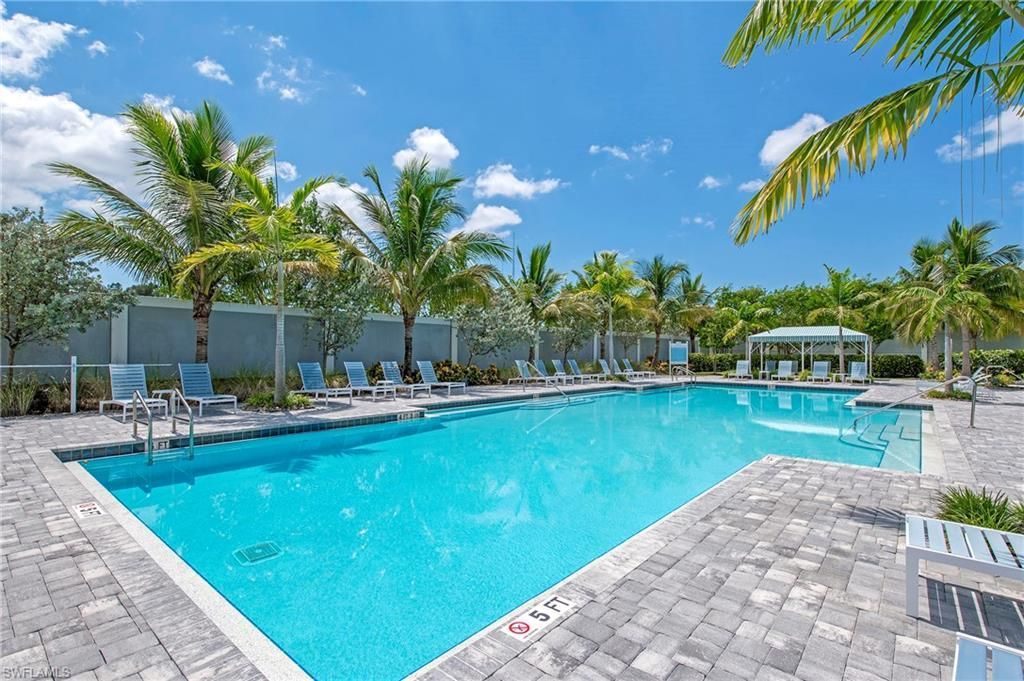 2555 Seychelles Dr , Unit 407, Naples, FL 34112 Photo