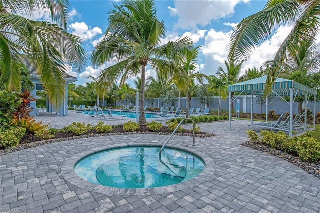2555 Seychelles Dr , Unit 407, Naples, FL 34112 Photo