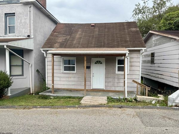 1207 N 25th Street, Clarksburg, WV 26301