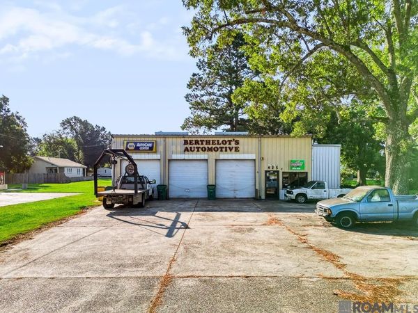 57975 Belleview Rd, Plaquemine, LA 70764
