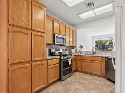 336 Rundgren Way, Folsom, CA 95630 Photo