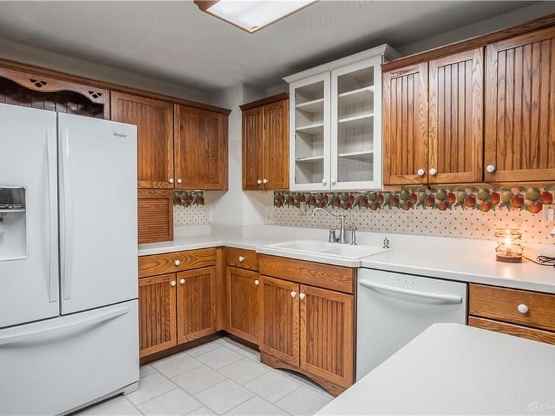 310 Wolf Avenue, Englewood, OH 45322 Photo 7