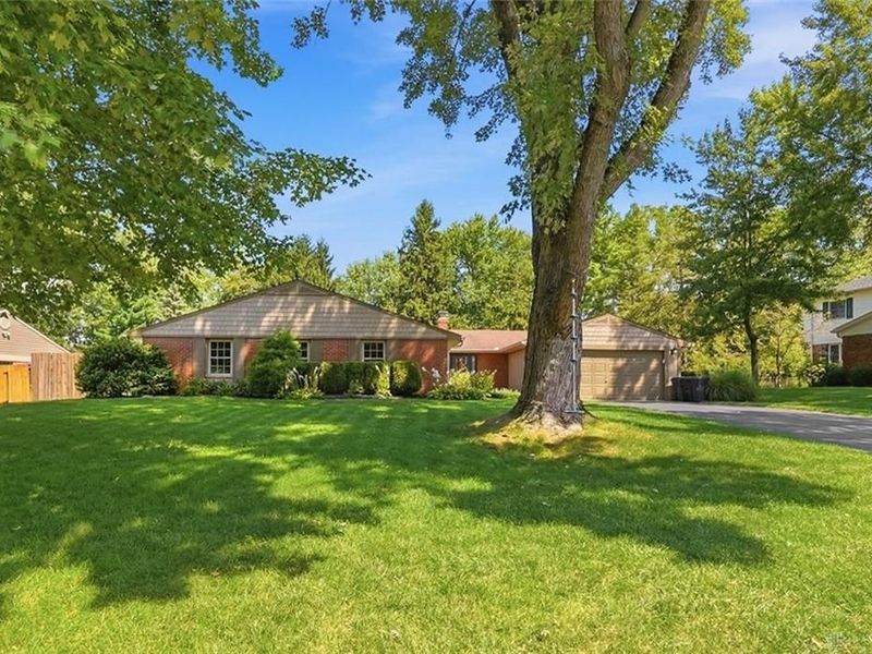 581 Lewisham Avenue, Washington Township, OH 45429 Photo 2