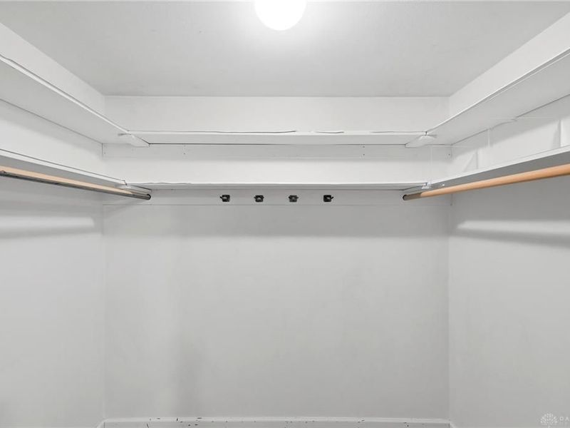 581 Lewisham Avenue, Washington Township, OH 45429 Photo 24