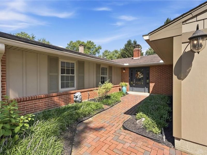 581 Lewisham Avenue, Washington Township, OH 45429 Photo 4