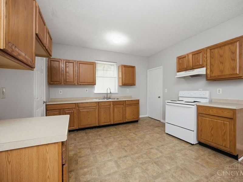 1915 Woodlawn Avenue, Middletown, OH 45044 Photo 11