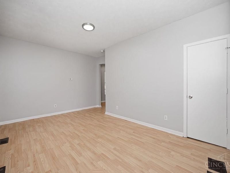 1915 Woodlawn Avenue, Middletown, OH 45044 Photo 7
