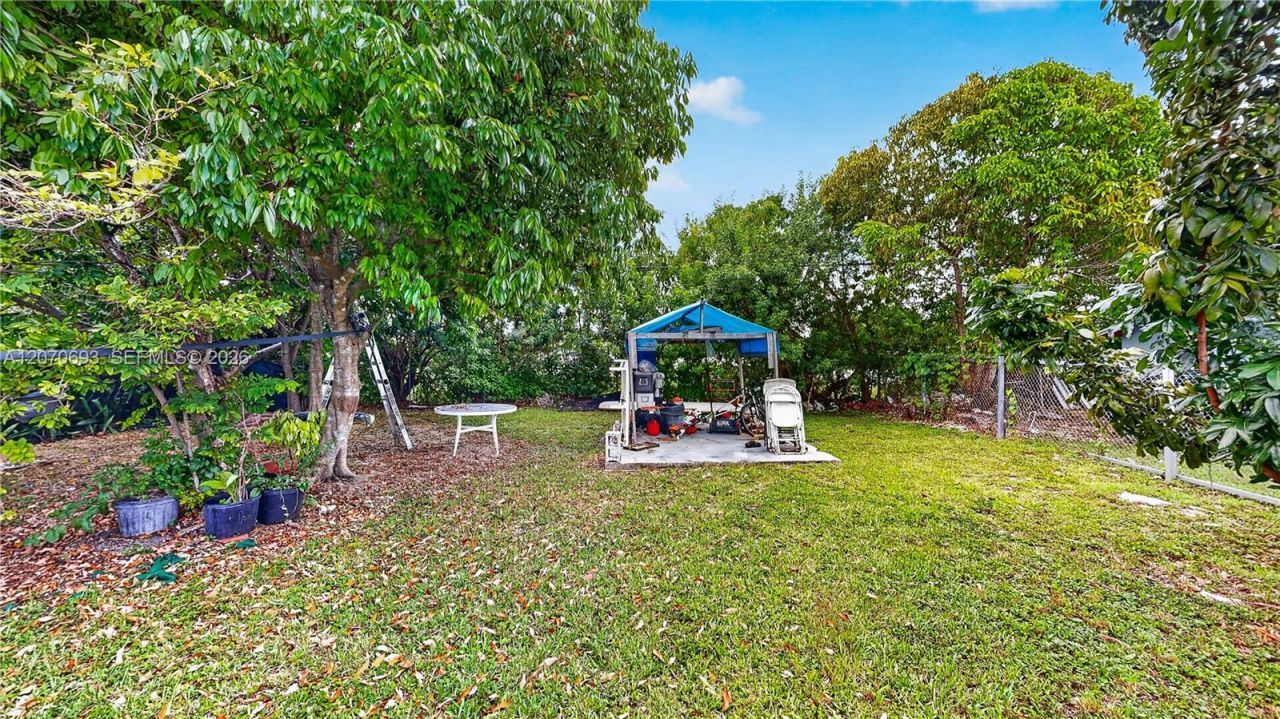1238 Old Dixie Hwy , Homestead, FL 33030 Photo