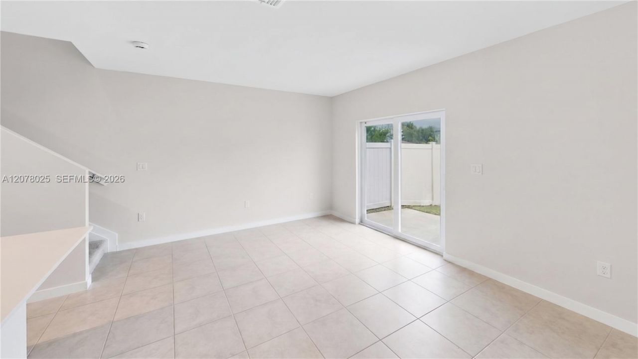 389 NW 10th Ct , Florida City, FL 33034 Photo