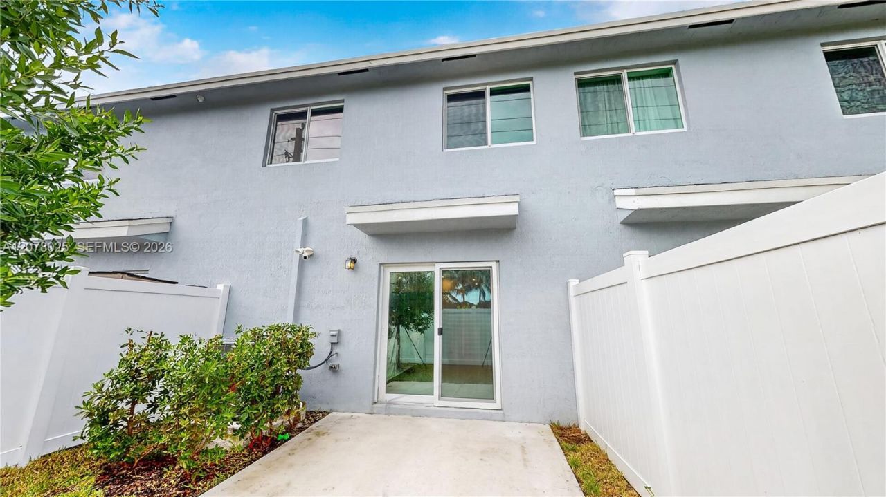 389 NW 10th Ct , Florida City, FL 33034 Photo