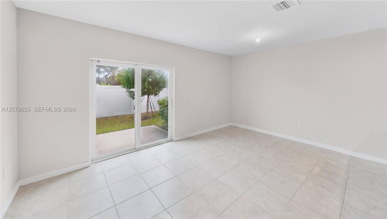 389 NW 10th Ct , Florida City, FL 33034 Photo