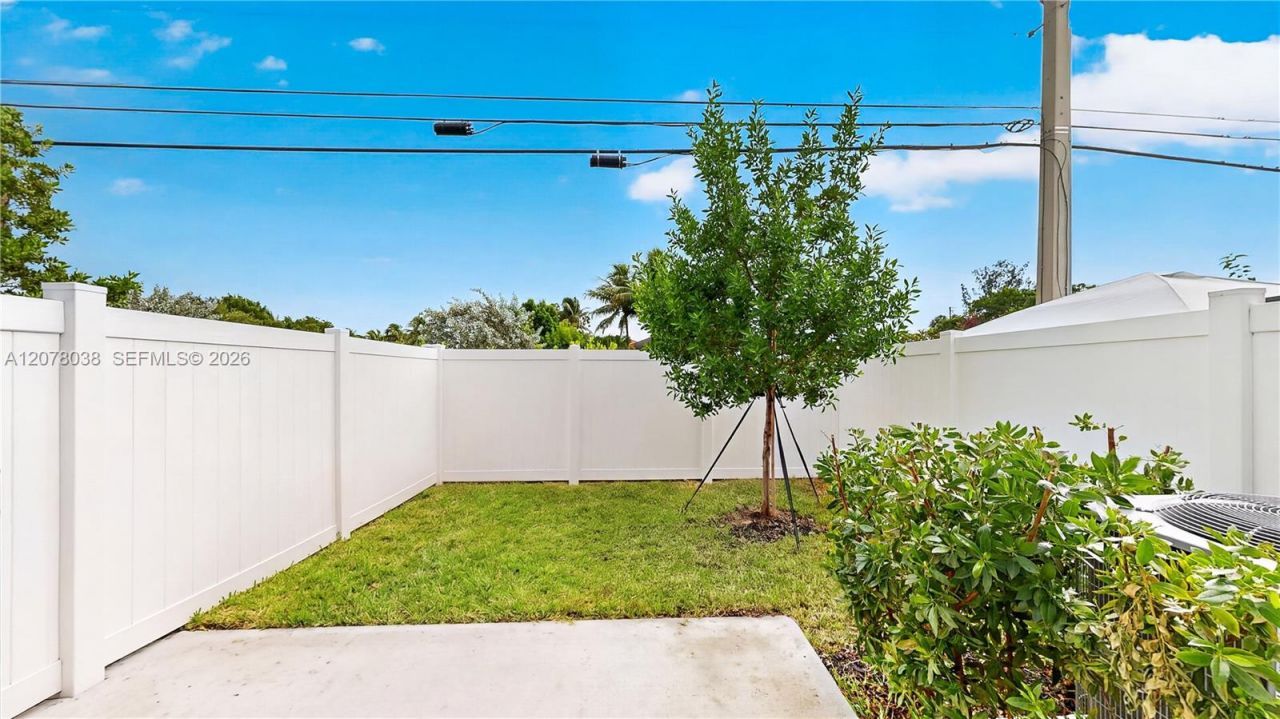 389 NW 10th Ct , Florida City, FL 33034 Photo