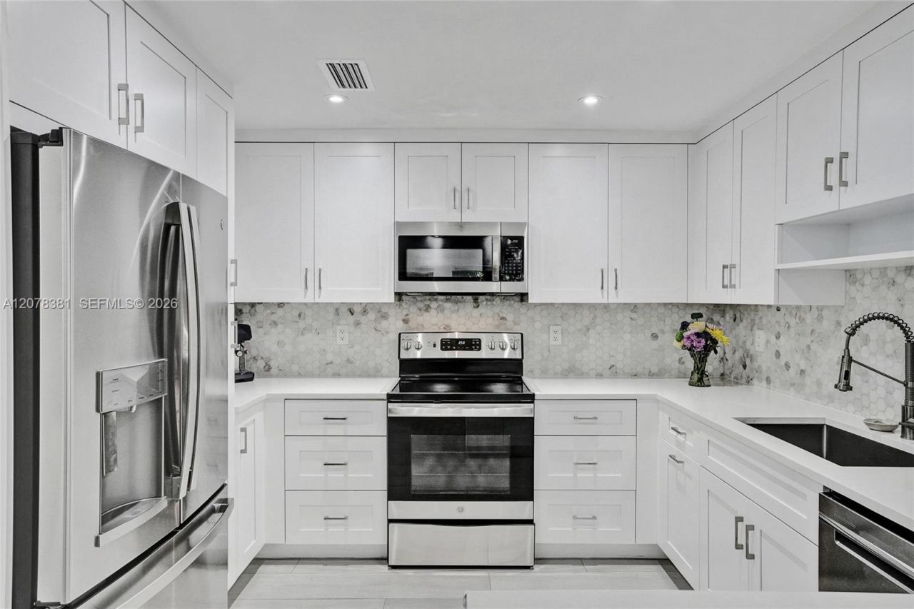 2420 Brickell Ave, Unit 108B, Miami, FL 33129 Photo