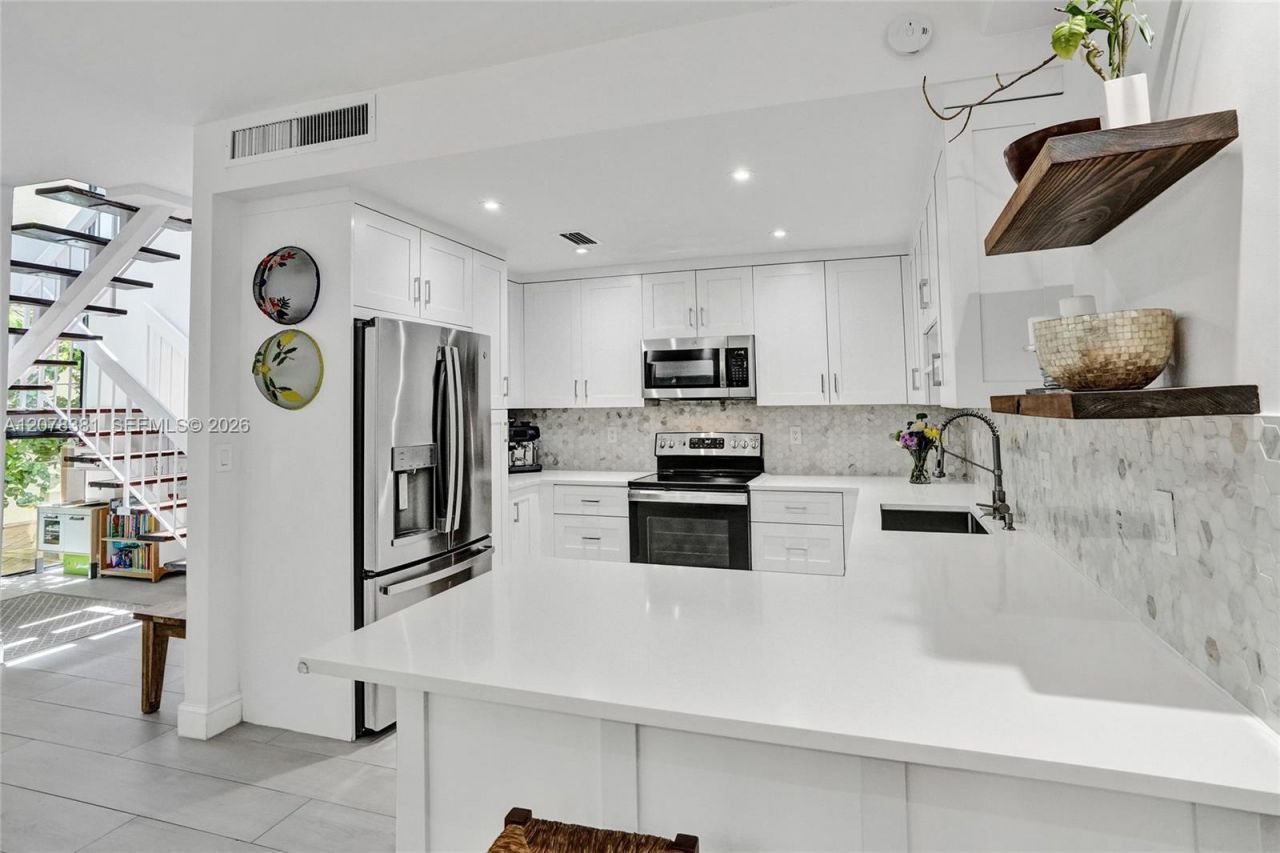2420 Brickell Ave, Unit 108B, Miami, FL 33129 Photo