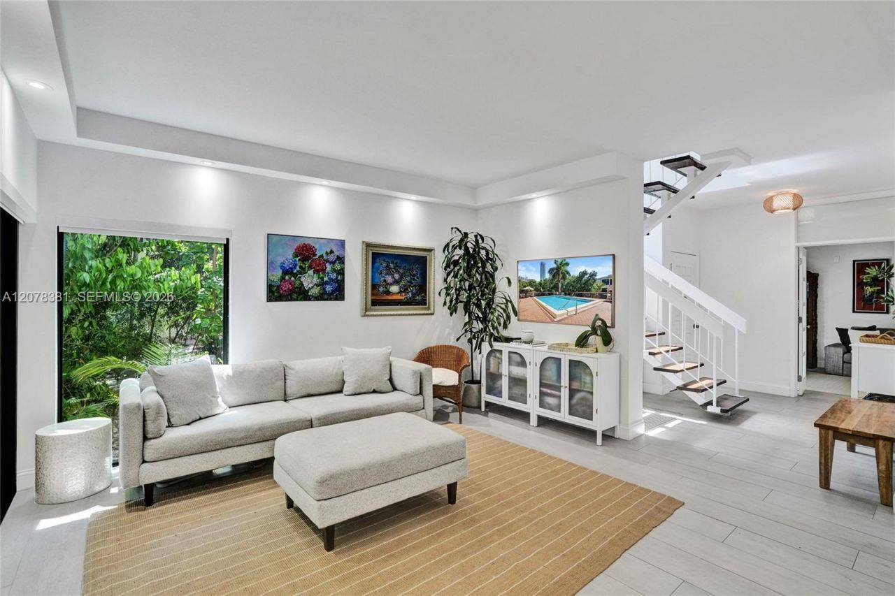 2420 Brickell Ave, Unit 108B, Miami, FL 33129 Photo