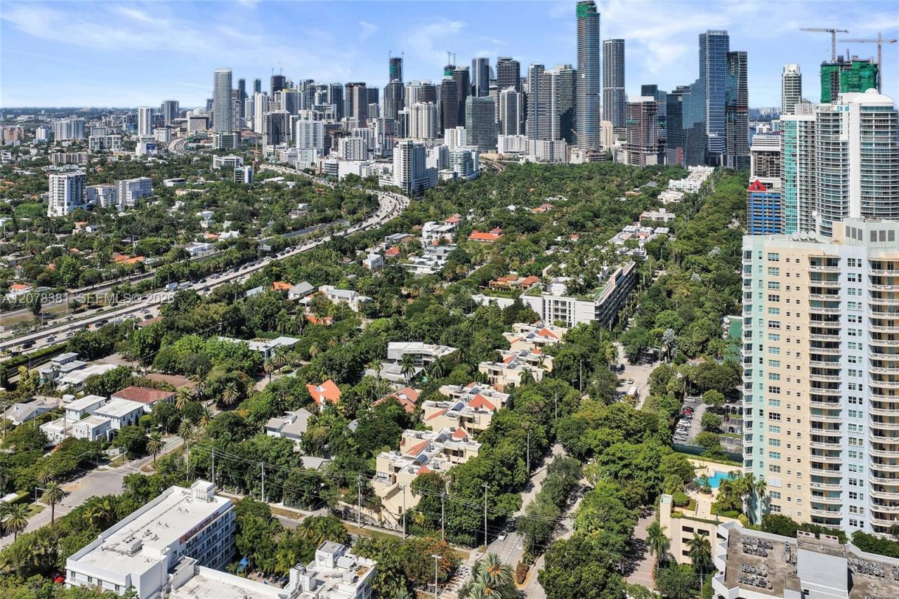 2420 Brickell Ave, Unit 108B, Miami, FL 33129 Photo