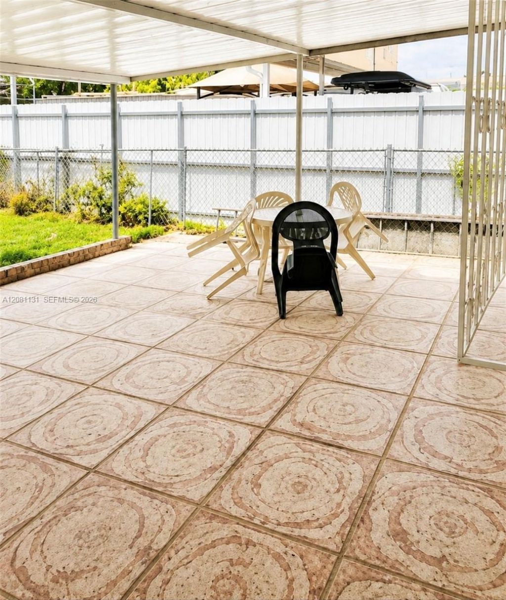 1220 E 10th Ave , Hialeah, FL 33010 Photo