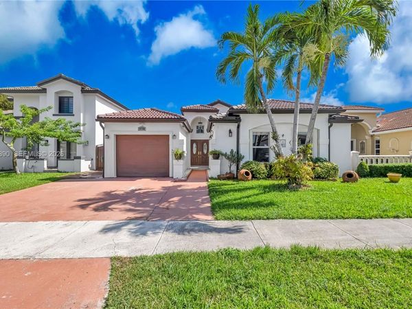 13260 NW 10th St , Miami, FL 33182