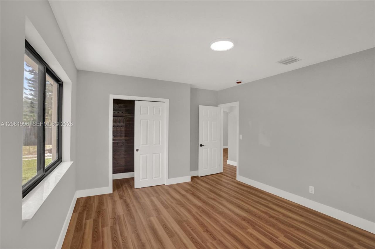 555 NW 124th St, North Miami, FL 33168 Photo