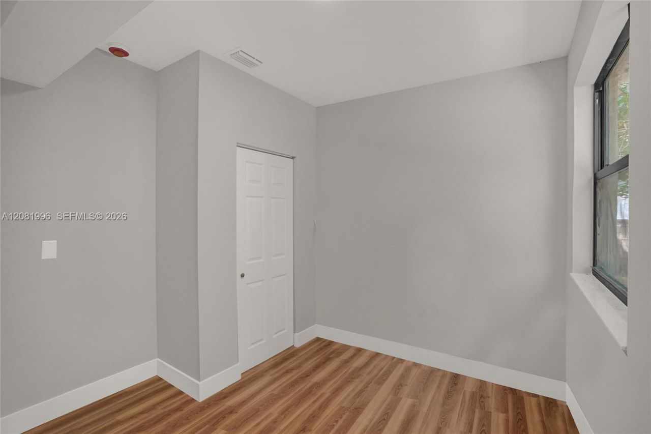 555 NW 124th St, North Miami, FL 33168 Photo