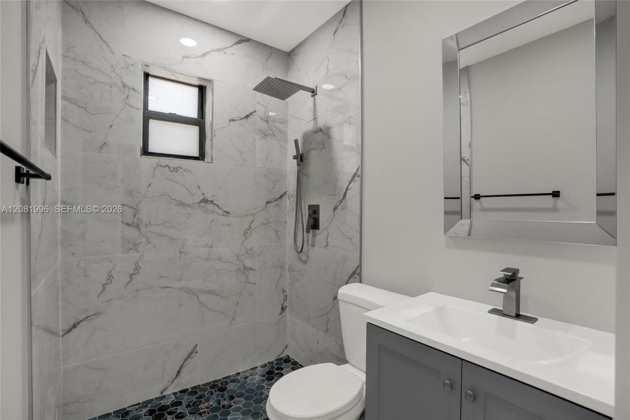 555 NW 124th St, North Miami, FL 33168 Photo