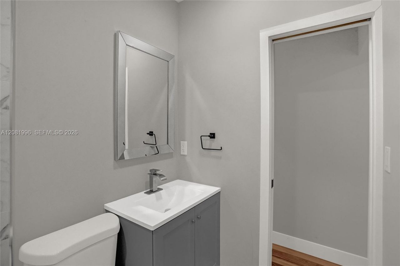 555 NW 124th St, North Miami, FL 33168 Photo