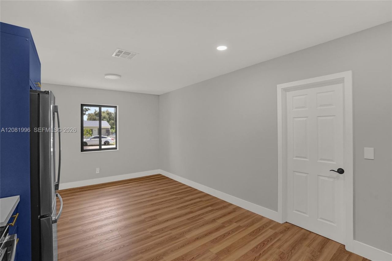 555 NW 124th St, North Miami, FL 33168 Photo
