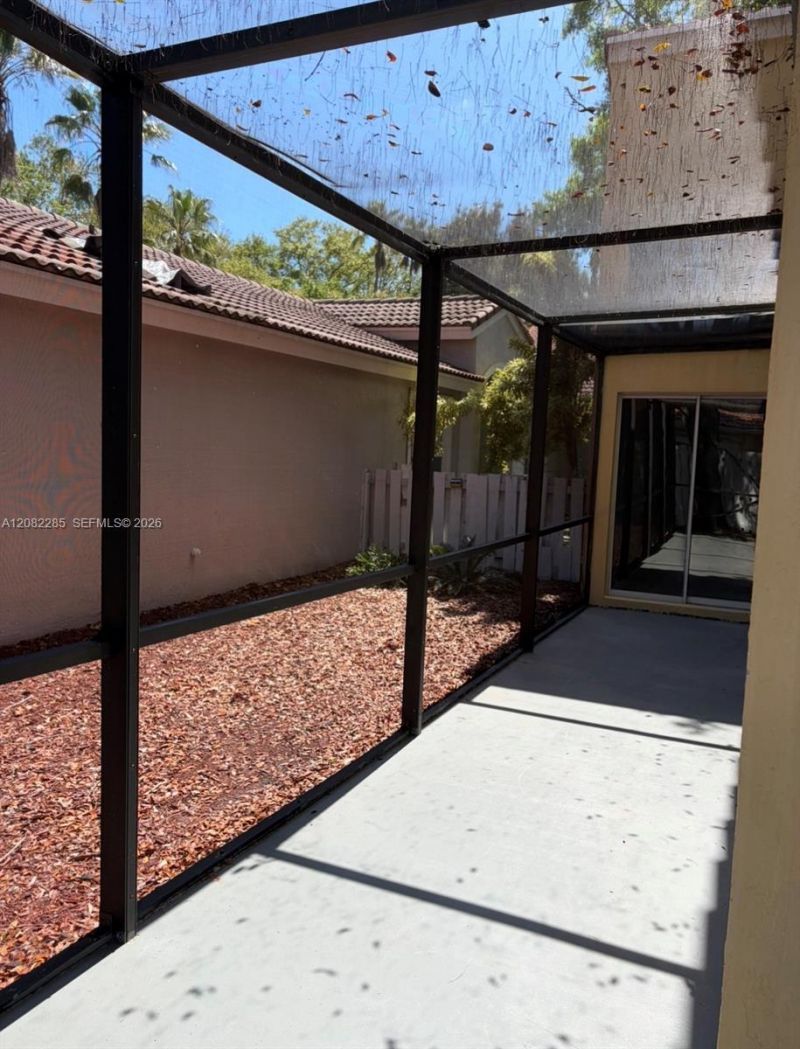1246 NW 125th Ter, Sunrise, FL 33323 Photo